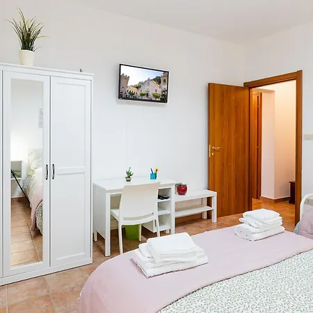 Casa Del Corso Apartment Motta Camastra